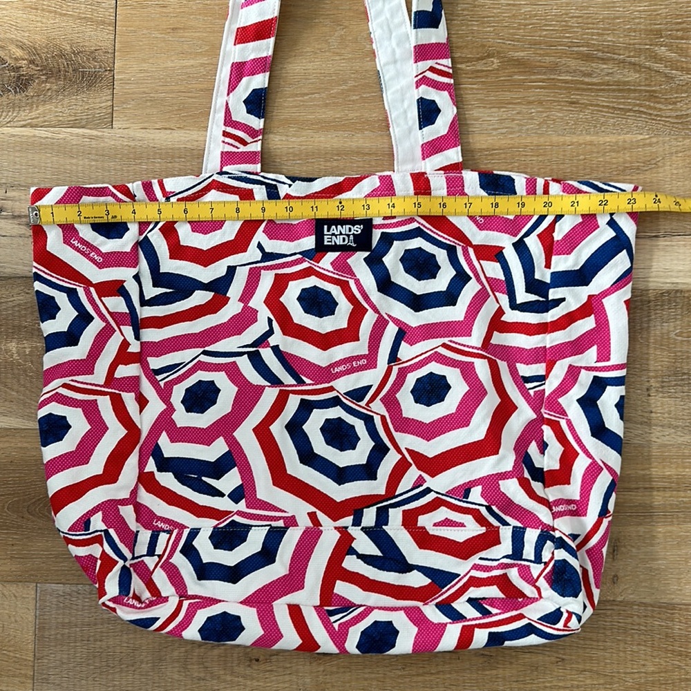 Lands’ End Pink Red White Blue Umbrella Print Large Packable Beach Tote Pool Bag - Picture 10 of 13